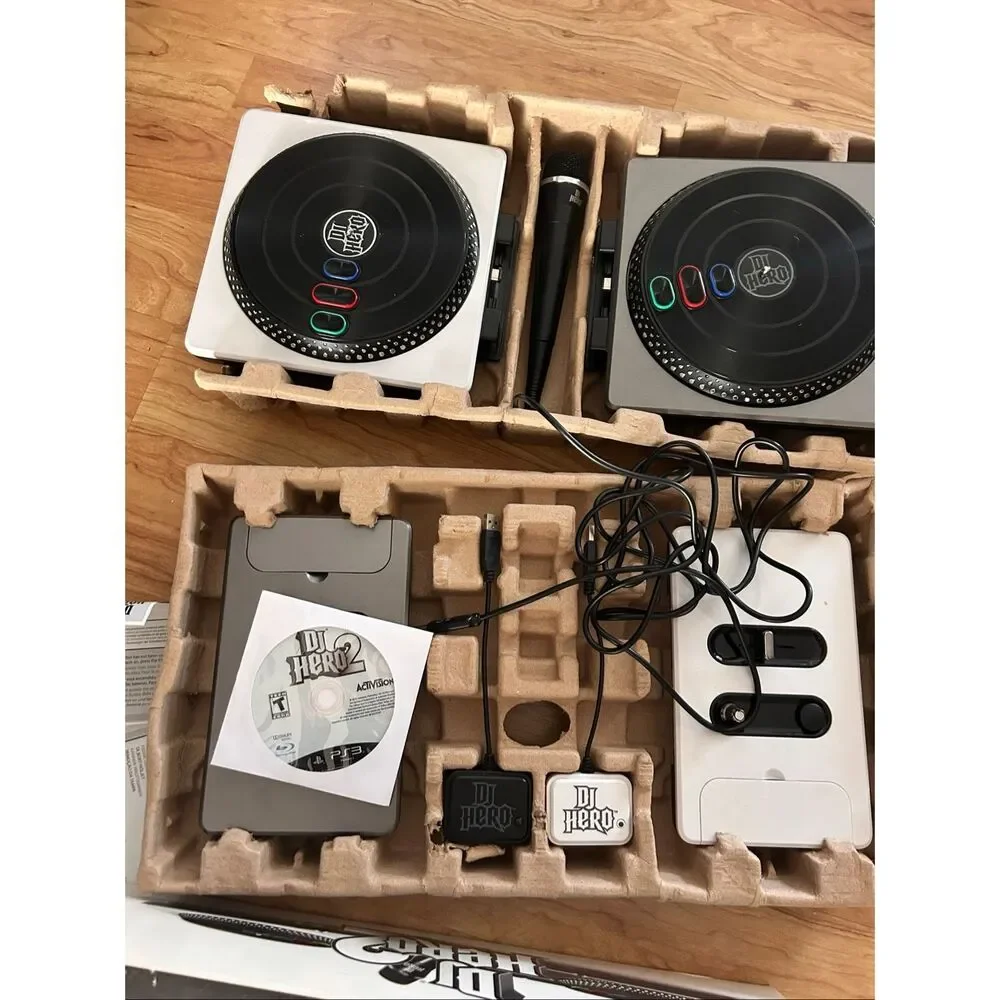 DJ Hero 2 Party Bundle PS3 Dongles Insert Game  Microphone doesn’t work